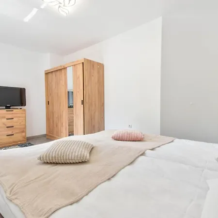 Cozy 2bd In
