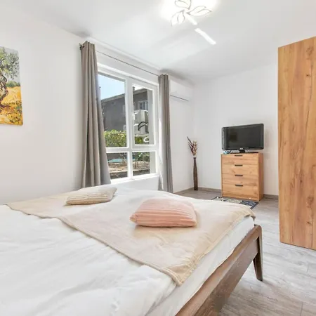 Cozy 2bd In Φιλιππούπολη